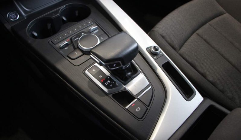 Audi A4 Avant 2.0 TDi S Tronic completo