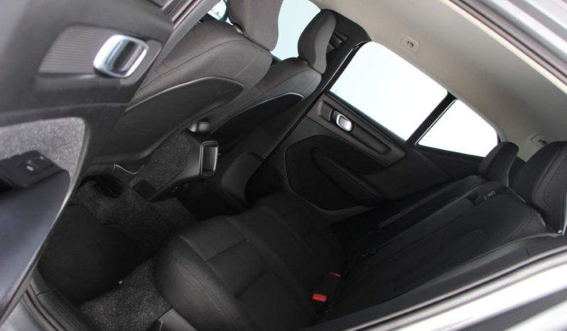 
								Volvo XC40 2.0 D3 full									