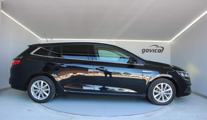 
								Renault Megane ST 1.5 dCi full									