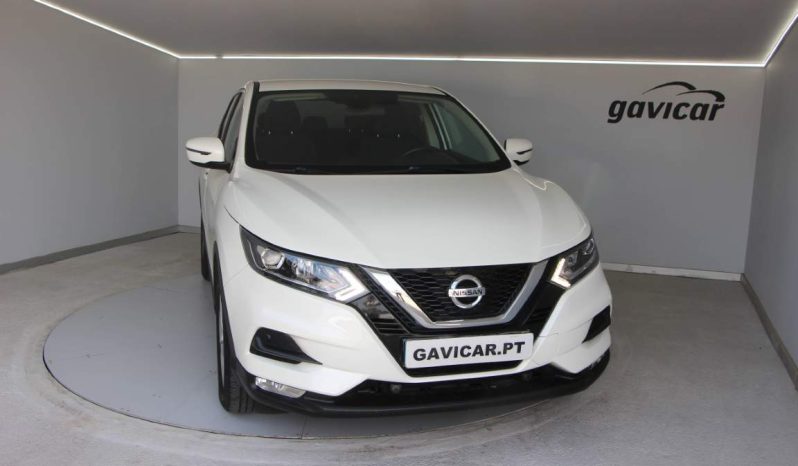 
								Nissan Qashqai 1.5 dCi full									