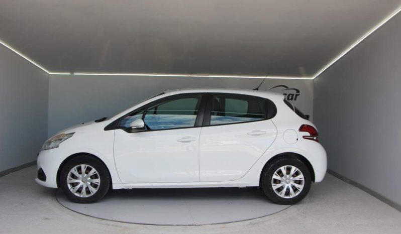
								Peugeot 208 Van 1.5 BlueHDi full									