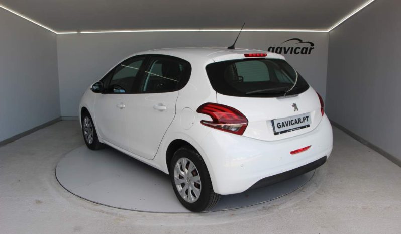 
								Peugeot 208 Van 1.5 BlueHDi full									