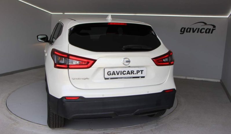 
								Nissan Qashqai 1.5 dCi full									