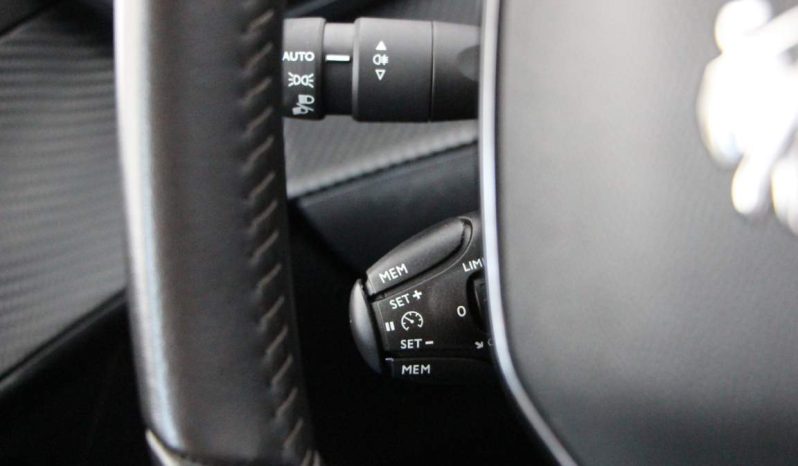 
								Peugeot 208 1.5 BlueHDi full									