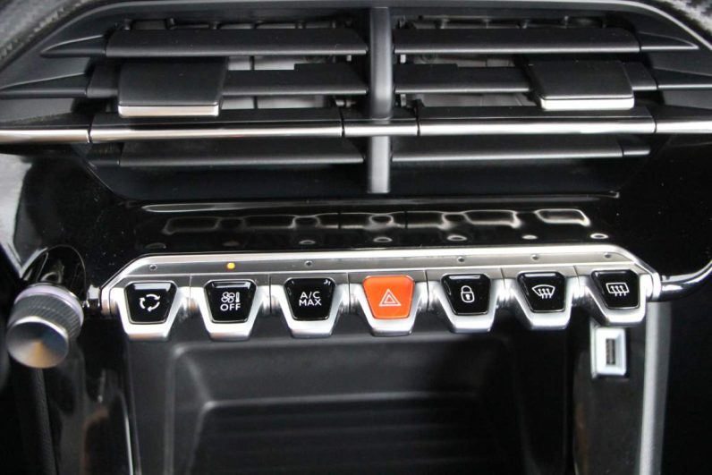 Peugeot 208 1.5 BlueHDi