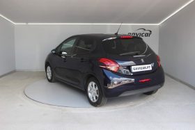 Peugeot 208 1.5 BlueHDi