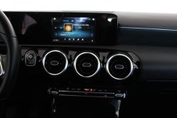 Mercedes-Benz A 180d