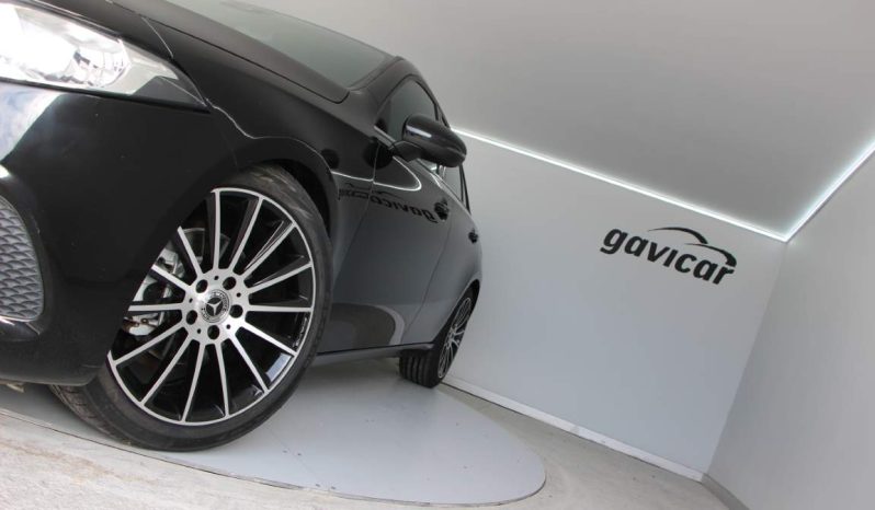 
								Mercedes-Benz A 180d full									