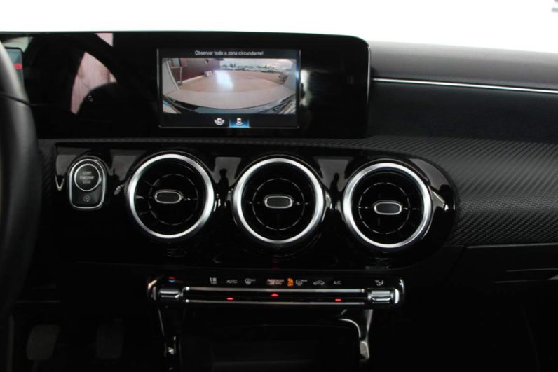 Mercedes-Benz A 180d