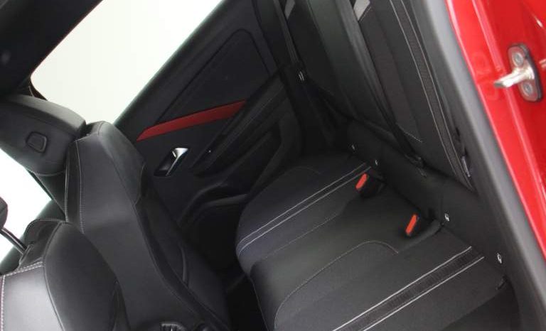 
								Opel Astra 1.2 T full									