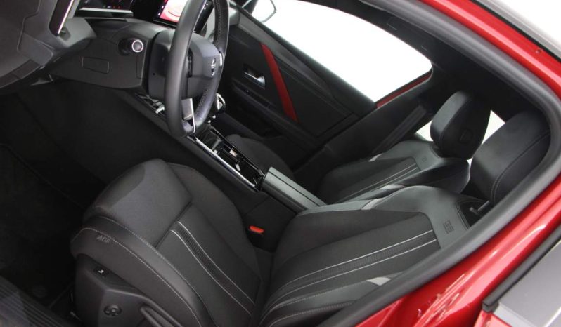 
								Opel Astra 1.2 T full									