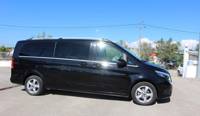 
								Mercedes-Benz V220d full									