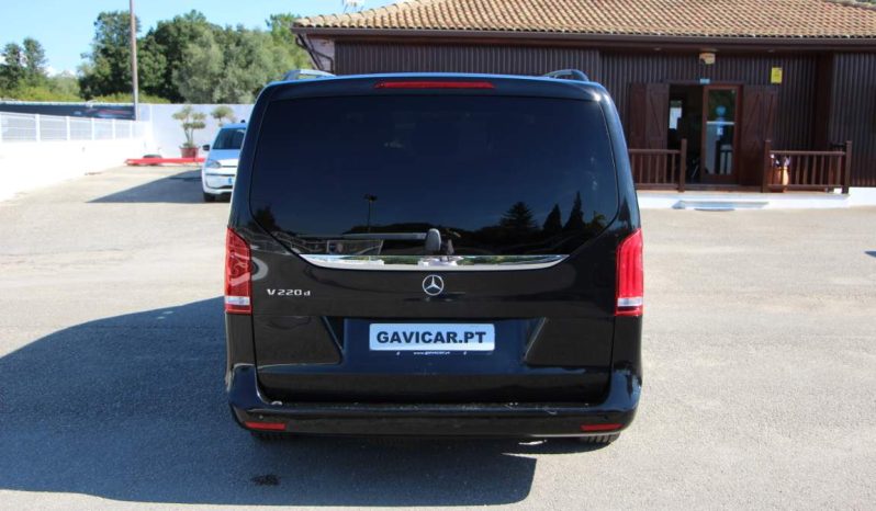 
								Mercedes-Benz V220d full									