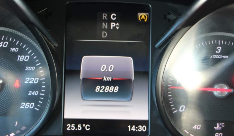 
								Mercedes-Benz V220d full									