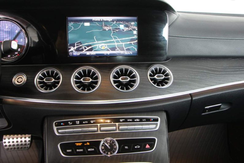 Mercedes-Benz E 220d Coupé