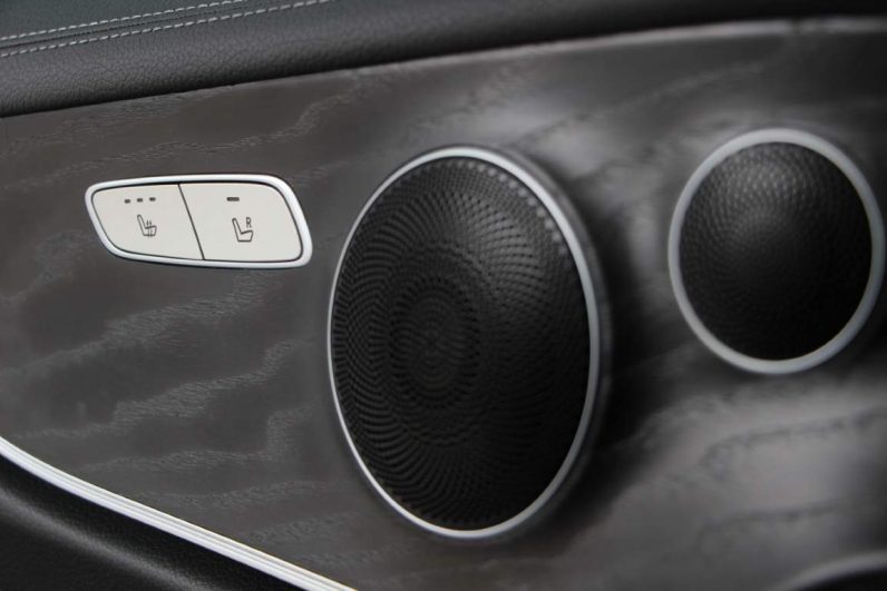 Mercedes-Benz E 220d Coupé