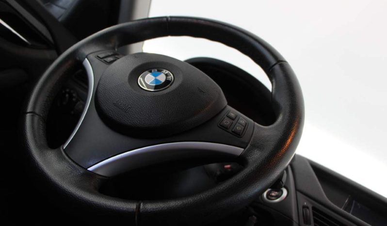 
								BMW X1 xDrive18d full									