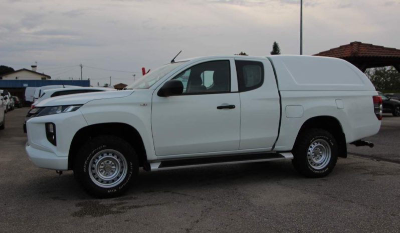
								Mitsubishi L200 2.3 DI-D full									
