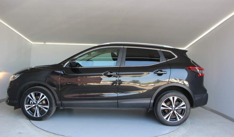 
								Nissan Qashqai 1.5 dCi full									