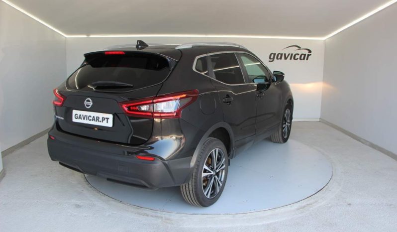 
								Nissan Qashqai 1.5 dCi full									