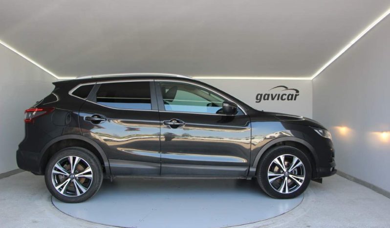 
								Nissan Qashqai 1.5 dCi full									