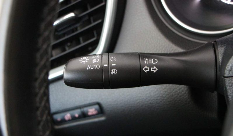 
								Nissan Qashqai 1.5 dCi full									