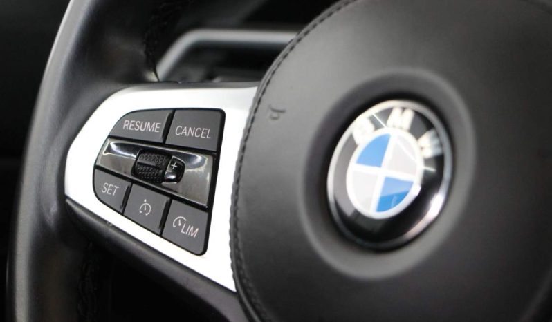 
								BMW 320e Touring full									