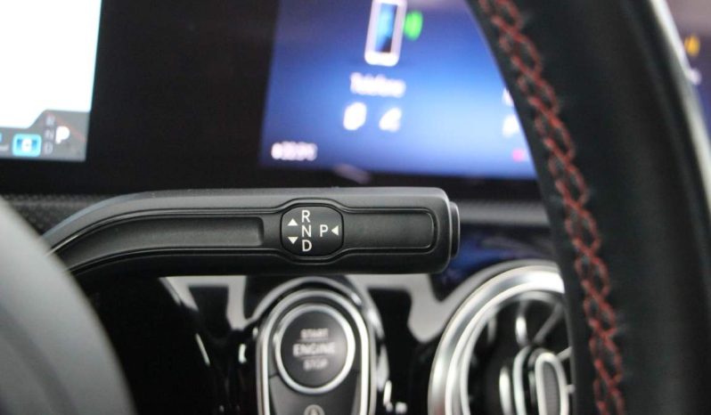 
								Mercedes-Benz A200 full									