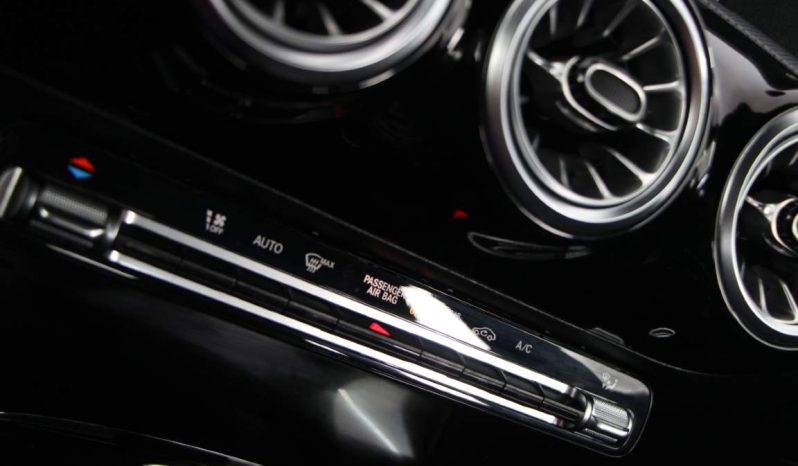 
								Mercedes-Benz A200 full									