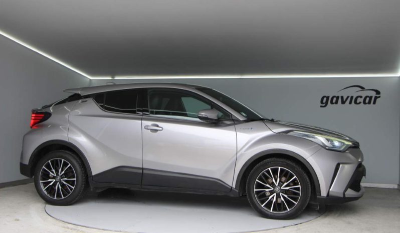 
								Toyota C-HR full									