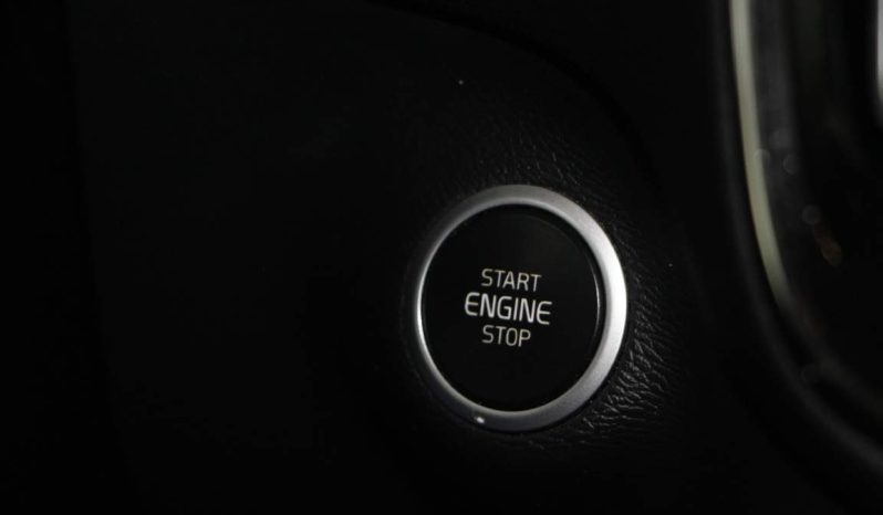 
								Volvo XC40 1.5 T5 full									