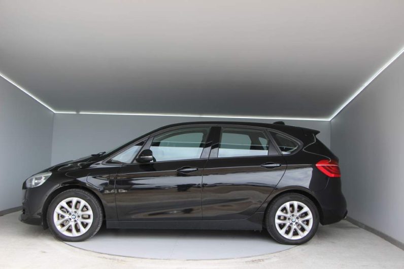 BMW 225xe