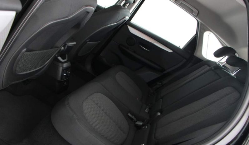 
								BMW 225xe full									