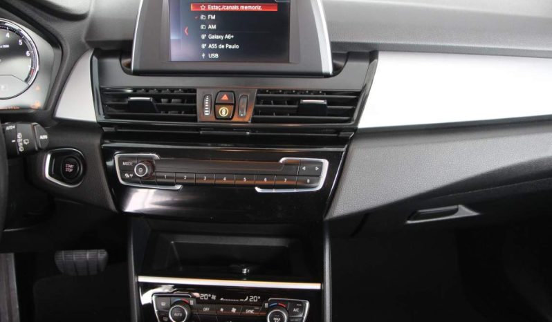 
								BMW 225xe full									