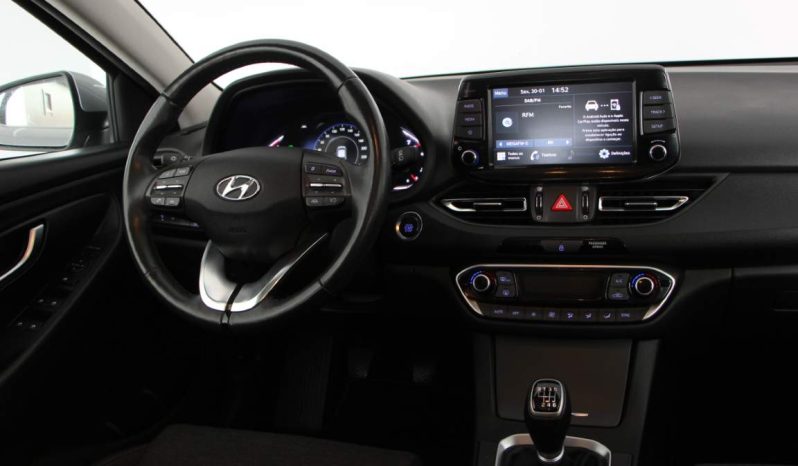 
								Hyundai i30 full									