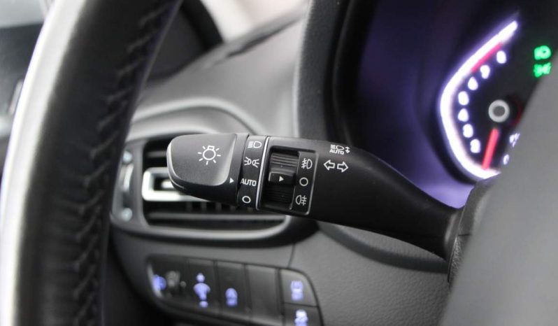 
								Hyundai i30 full									