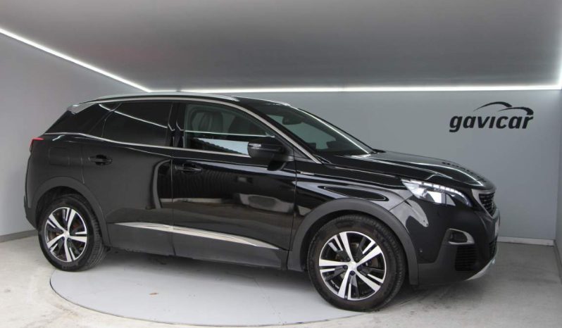 
								Peugeot 3008 full									
