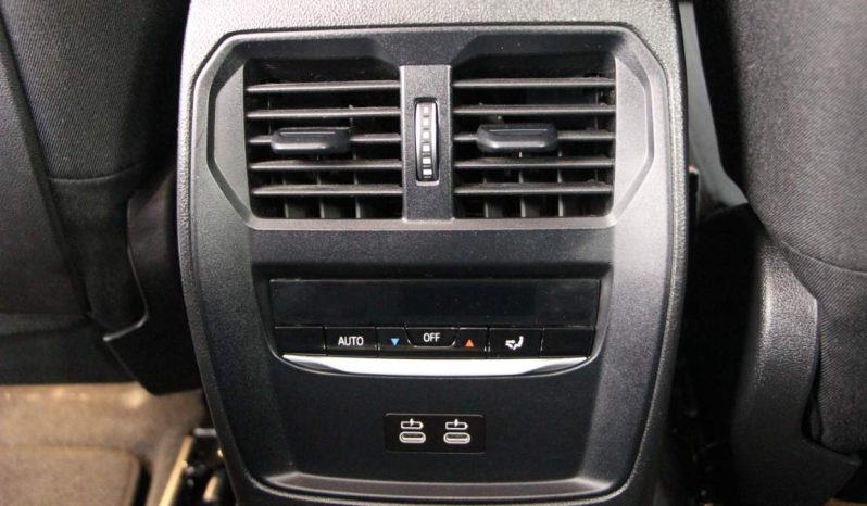 
								BMW 320e Touring full									