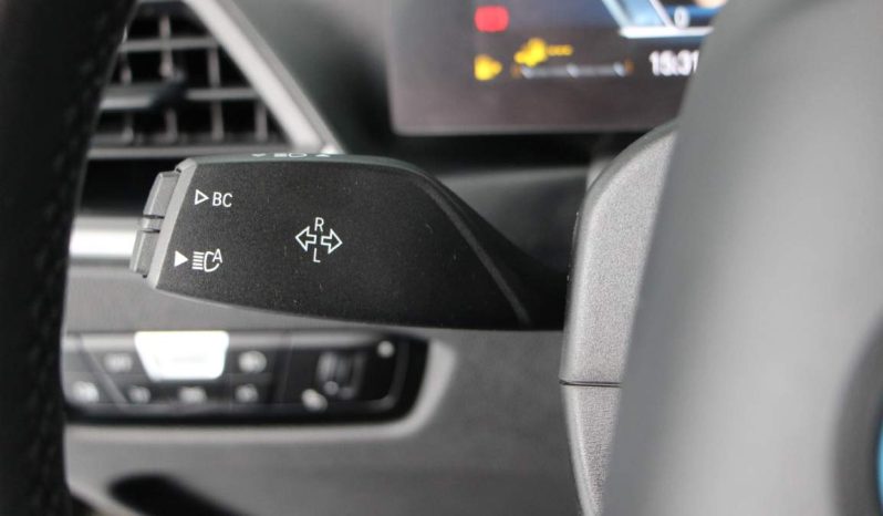 
								BMW 320e Touring full									