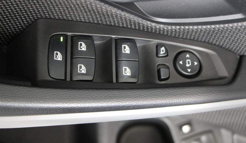 
								BMW 320e Touring full									