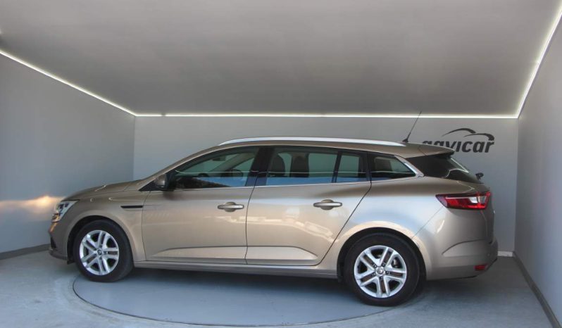 
								Renault Megane ST 1.5 Blue dCi full									
