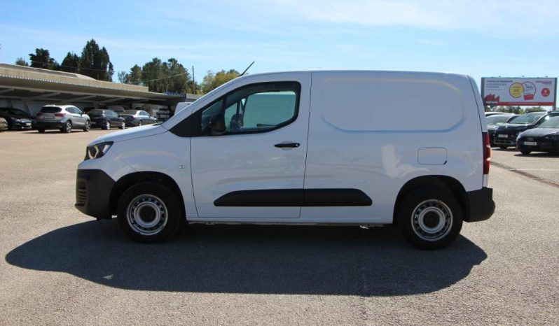 
								Peugeot Partner 1.5 BlueHDi full									