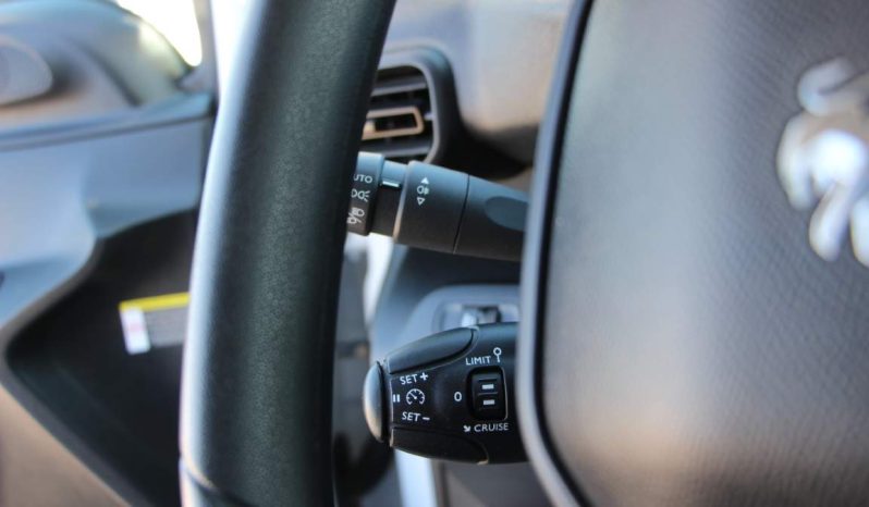 
								Peugeot Partner 1.5 BlueHDi full									