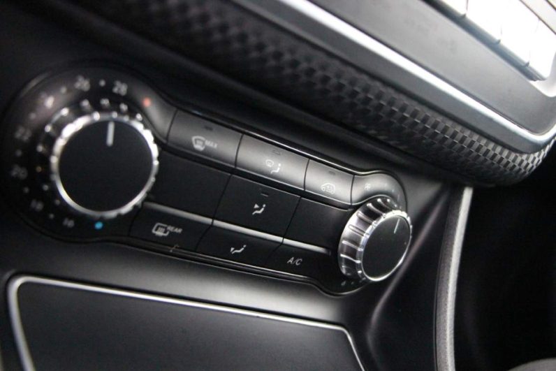 Mercedes-Benz A 180d