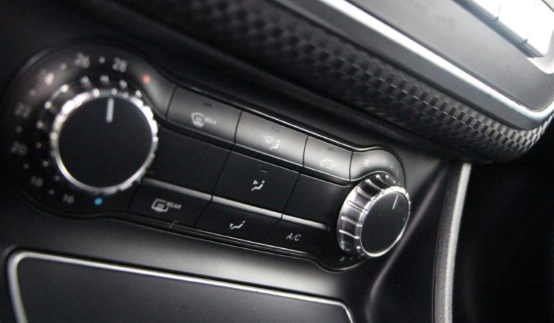 
								Mercedes-Benz A 180d full									