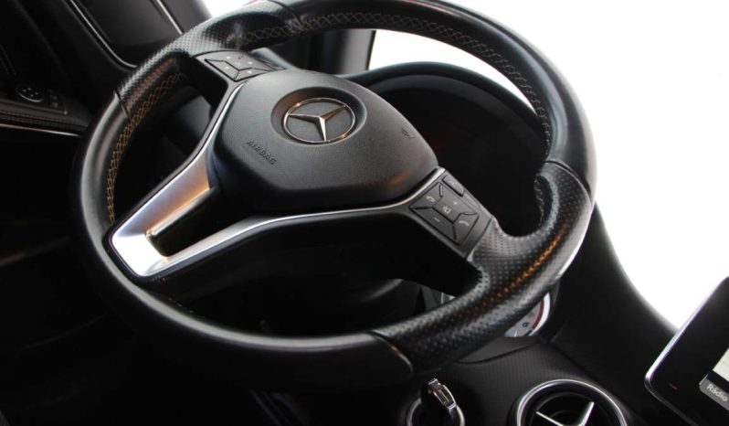 
								Mercedes-Benz A200 CDi full									