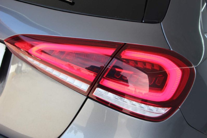 Mercedes-Benz A 180d