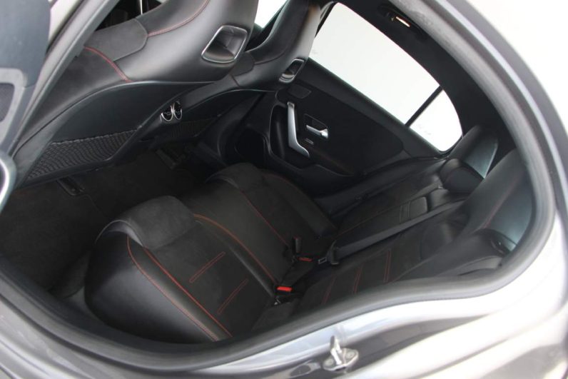 Mercedes-Benz A 180d