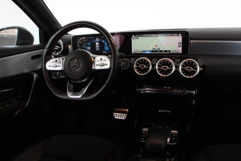 Mercedes-Benz A 180d