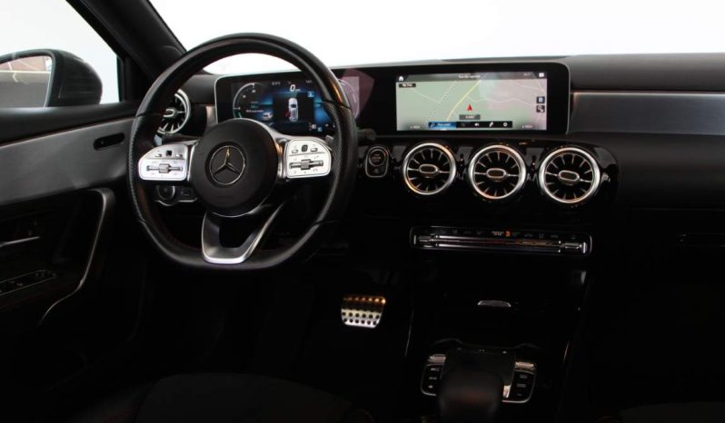 
								Mercedes-Benz A 180d full									